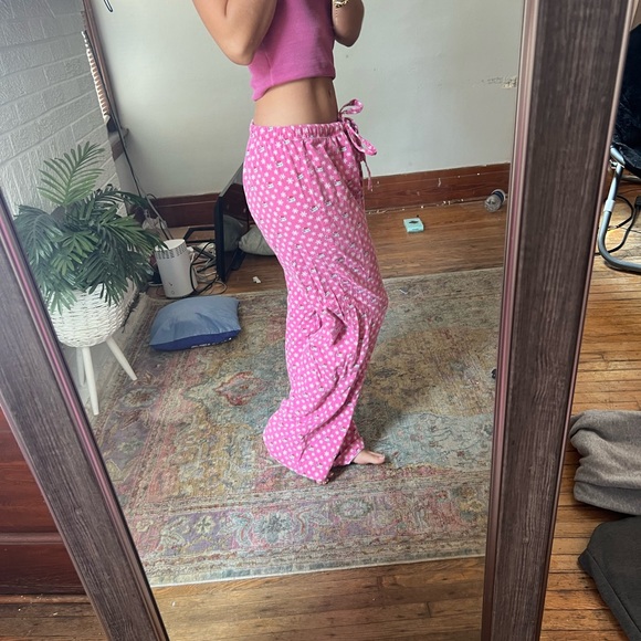 Vineyard Vines Christmas PJ Pants - Picture 2 of 2